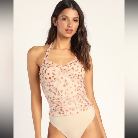 NWT Lulus Halter tie bodysuit - Picture 4 of 7